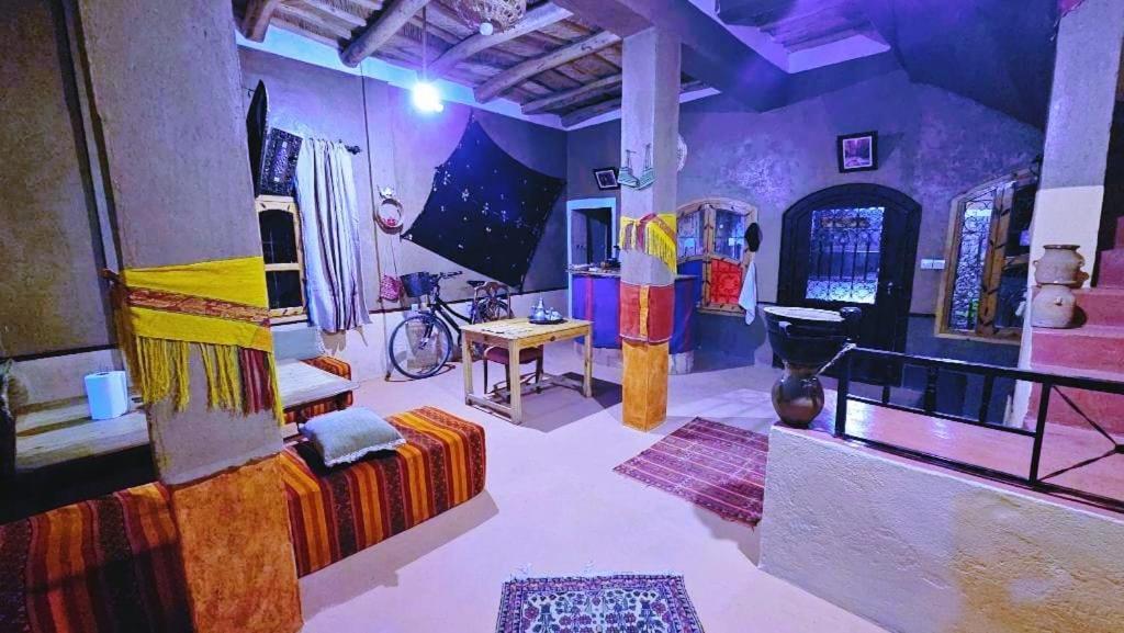 Riad Pizzeria Marhaba Akhendachou n'Ait Ouffi Exterior foto