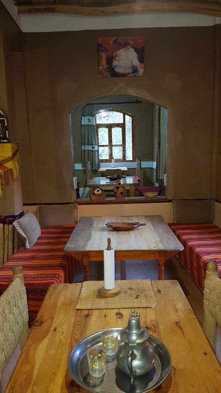 Riad Pizzeria Marhaba Akhendachou n'Ait Ouffi Exterior foto
