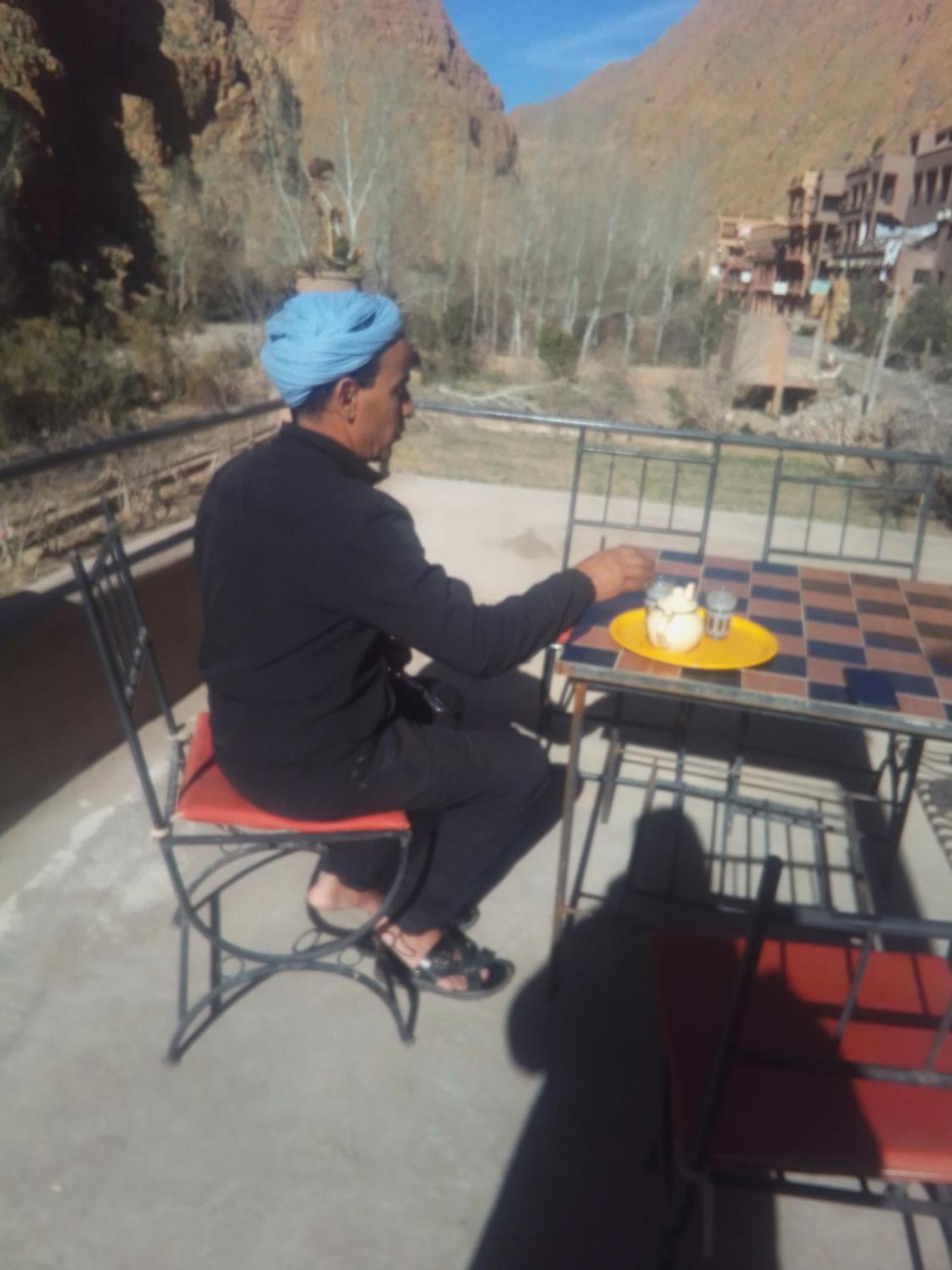 Riad Pizzeria Marhaba Akhendachou n'Ait Ouffi Zimmer foto